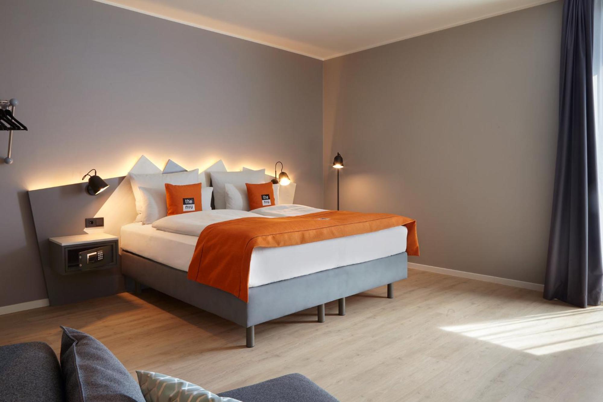 Holiday Inn - The Niu, Hub Dusseldorf Messe By Ihg מראה חיצוני תמונה