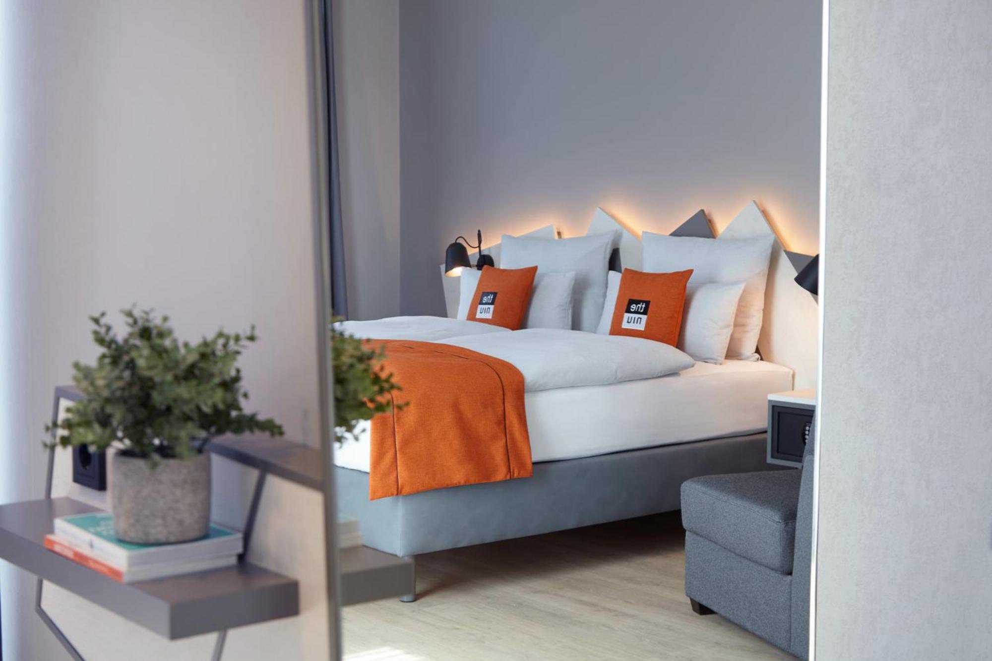 Holiday Inn - The Niu, Hub Dusseldorf Messe By Ihg מראה חיצוני תמונה