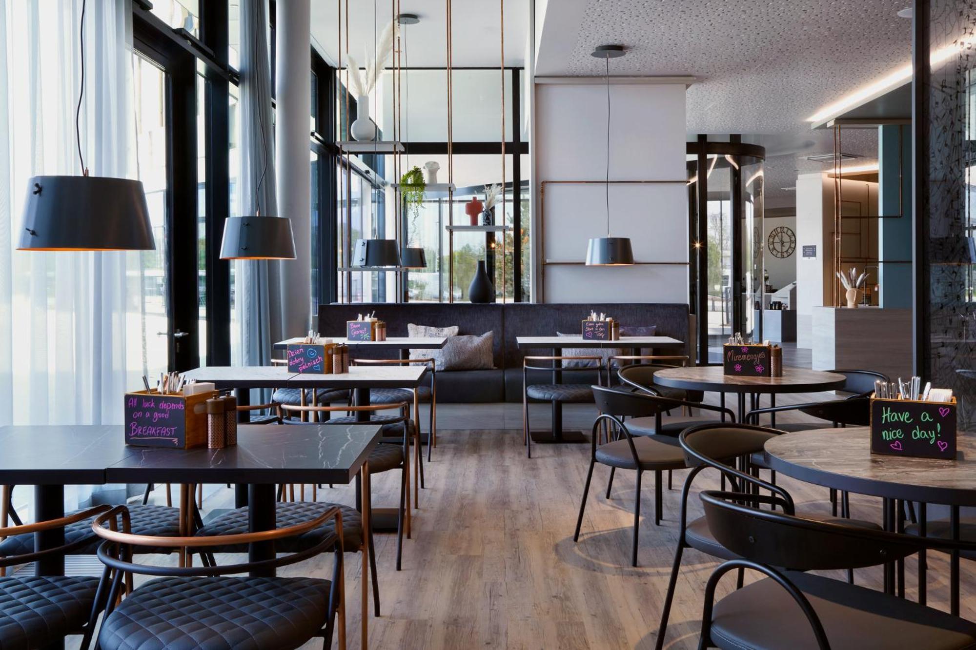 Holiday Inn - The Niu, Hub Dusseldorf Messe By Ihg מראה חיצוני תמונה