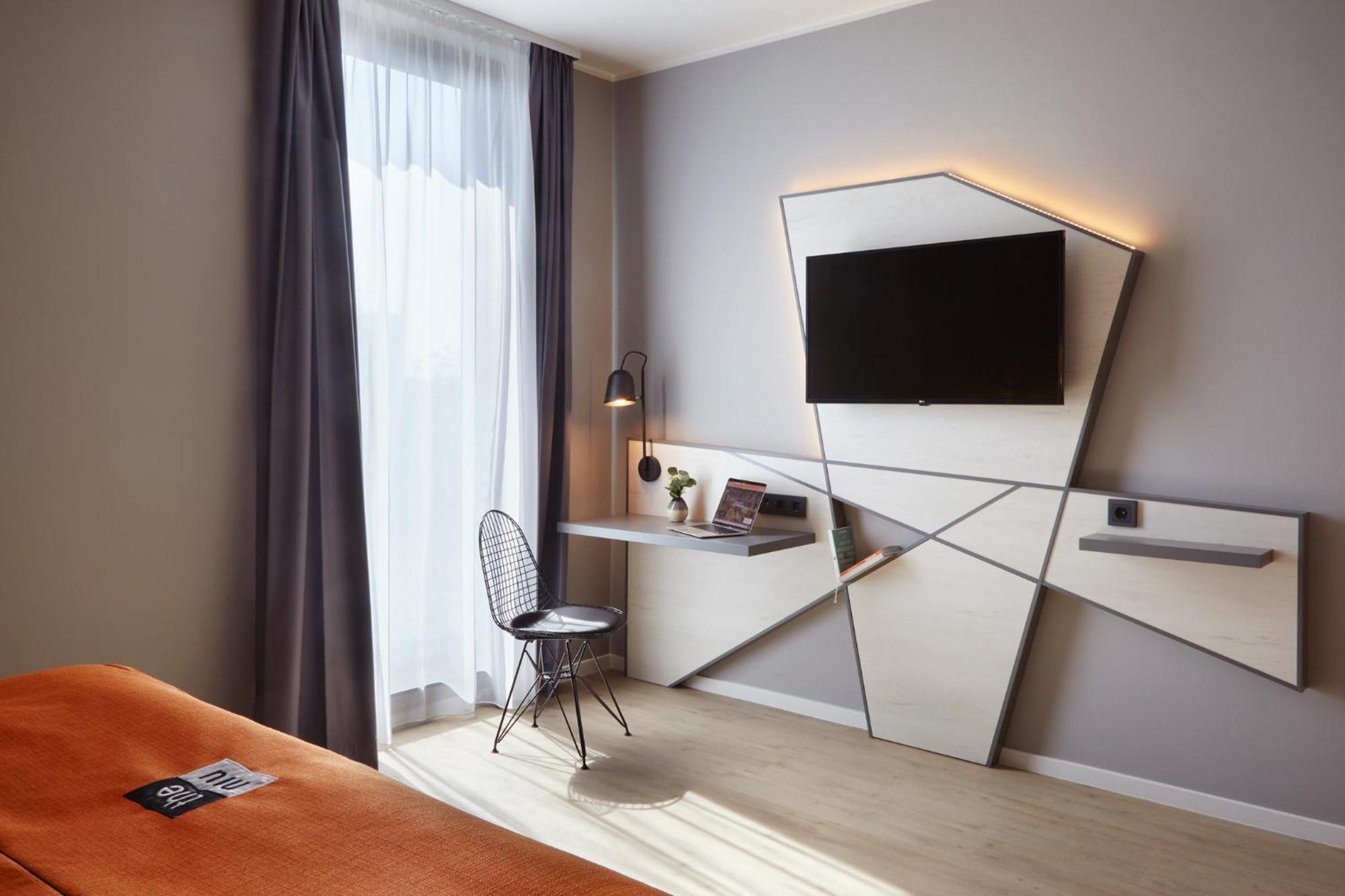 Holiday Inn - The Niu, Hub Dusseldorf Messe By Ihg מראה חיצוני תמונה